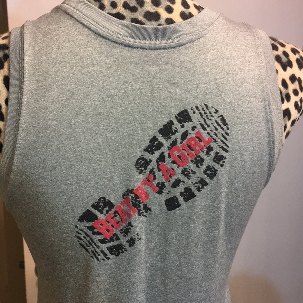 đź’™Great cond Nike Dri-Fit workout shirtđź’™ - Picture 8 of 8